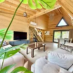 Villa With Hot Pool In Marmaris