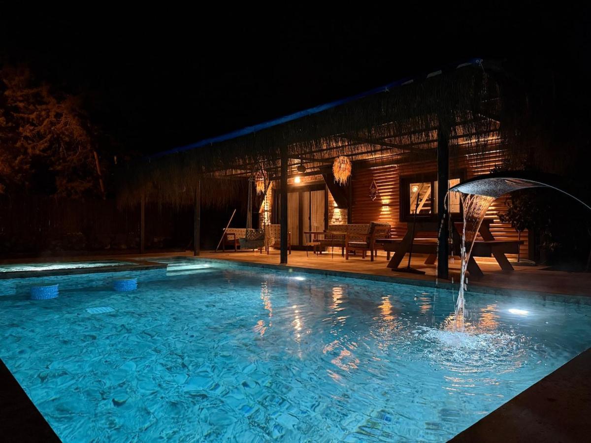 With Hot Pool In * Marmaris